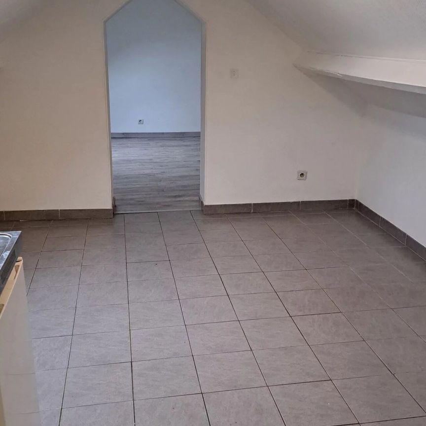 Location Appartement 1 pièces 18 m2 à Ivry-la-Bataille - Photo 1