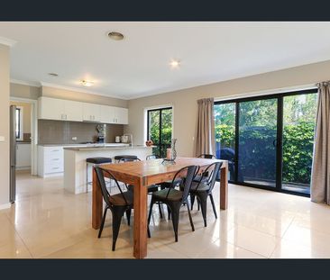 STYLISH 3-BEDROOM HOME - Photo 2