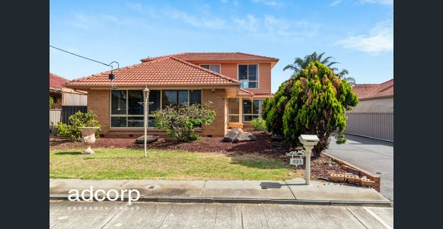 Simply Spacious! - Photo 1