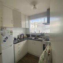 Perfect central city location! Victoria - Photo 4