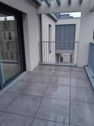 Location Appartement 3 pièces 73m² AIX LES BAINS 73100 - Photo 5