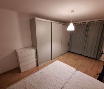 Na prenájom svetlý, kompletne zariadený 3-izbový byt s rozlohou 75 m2 – Fotografia 5