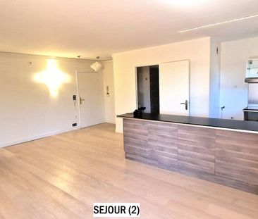 Location Appartement 3 pièces 68m² MARSEILLE 8ème - Photo 5