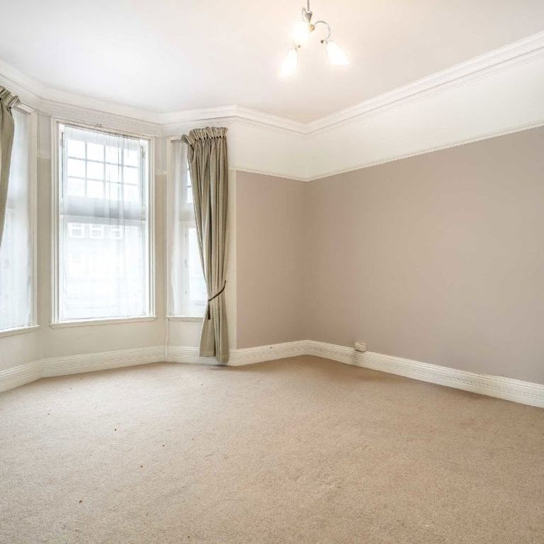 Streatham Hill, SW2 4UG, London - Photo 1