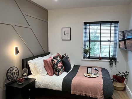 Modern Spacious Studio Rooms Fully Furnished Bills Included - Photo 5