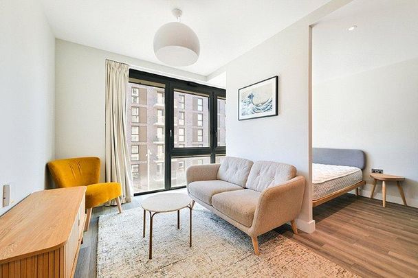 Studio to rent - Photo 1