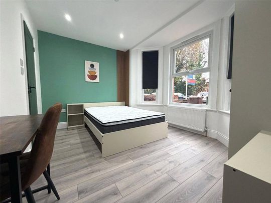 1 bedroom in a house share to rent - Photo 1