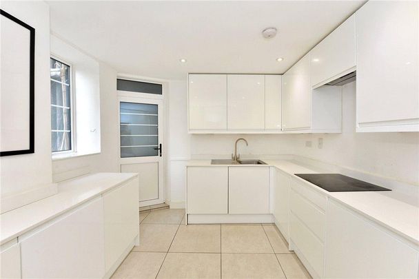 3 bedroom apartment to rent - Photo 1