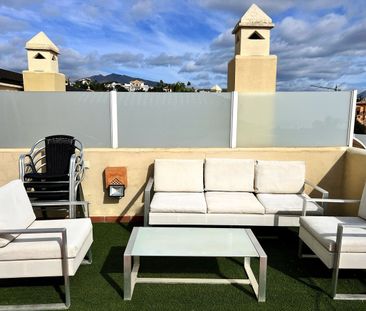 Atico en alquiler en Estepona - Photo 4