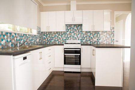 3 Garema Drive, Morphett Vale SA 5162 - House For Rent | Domain - Photo 5