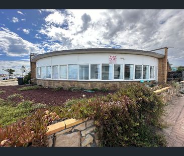2/14 Seaview Road, West Beach, SA 5024 - Photo 5