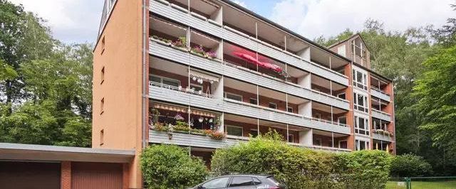 sanierte 3-Zi-Wohnung mit Tiefgarage in Geesthacht zu vermieten! - Foto 1