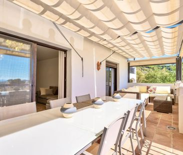 Duplex in Altos de los Monteros - Photo 6