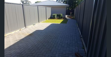 Modern Living - Photo 5