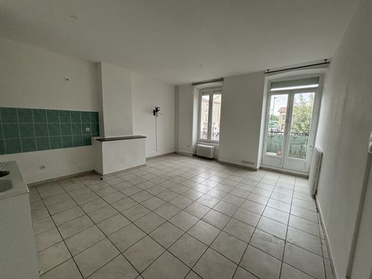 Location Appartement 2 pièces 41m² ST RAMBERT D ALBON 26140 - Photo 1