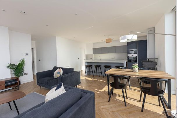 3 bedroom flat to rent - Photo 1