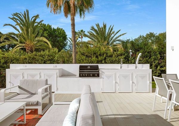 Luxury Villa for rent in Estepona, Spain