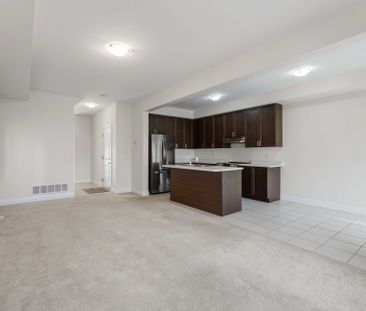 For Lease - 6679 Cropp Street, Niagara Falls, Ontario - Photo 4