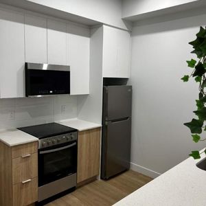 2 CH - 1 SDB - Montréal - $2,246 /mo - Photo 2