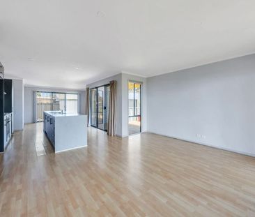 1A Regent St, Port Elliot SA 5212 - House For Rent | Domain - Photo 3