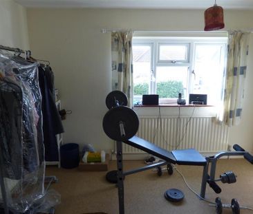 4 bedroom detached house to rent - Photo 5