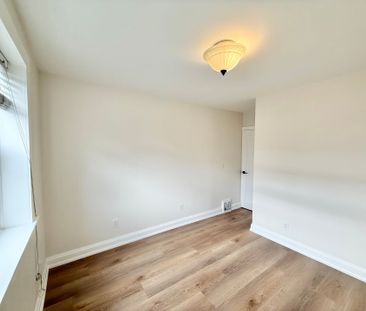 For Lease - 1164 Queen Street Unit# Upper, Toronto, Ontario - Photo 4