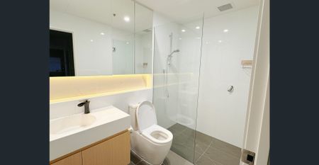 Refined living in Doncaster - Photo 2