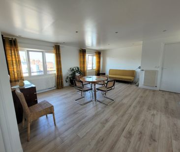 Location Appartement 3 pièces 64m² CALAIS 62100 - Photo 2