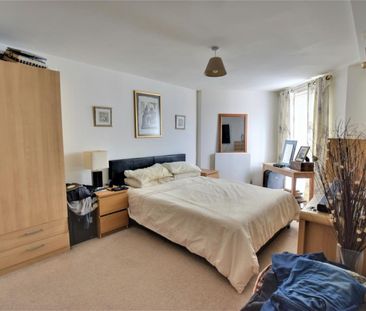 HEMEL HEMPSTEAD - Photo 3