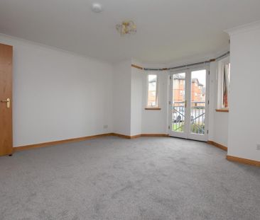 2 bedroom ground floor flat to rent - Photo 1