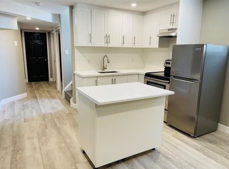 For Lease - 369 Sienna Crescent Unit# LOWER, Kitchener, Ontario - Photo 2