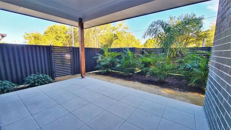 Home For Rent - Photo 3
