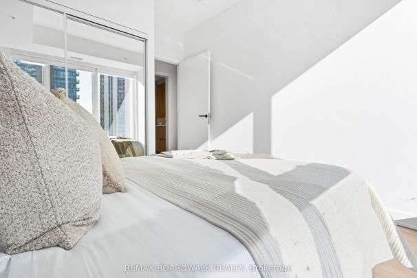 391 Slater Street #804 - Photo 1