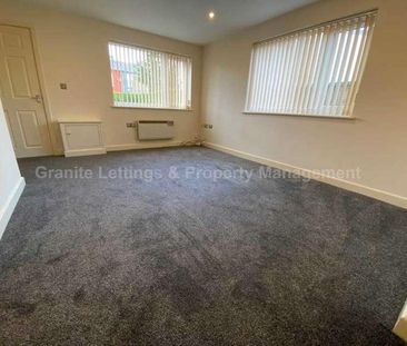 St James Court, Off St James Avenue, BL8 - Photo 4