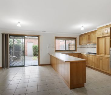 19 Vincent Drive, South Morang - Photo 1