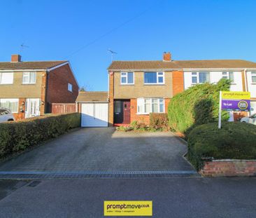 3 bedroom semi-detached house to rent - Photo 4