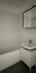 Location Appartement 2 pièces 43m² ORLEANS 45100 - Photo 4