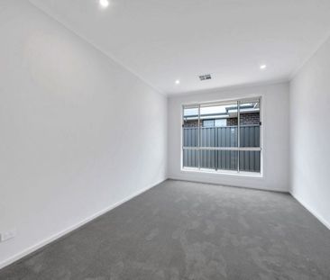 8 Mint Dr, Hayborough SA 5211 - House For Rent | Domain - Photo 5