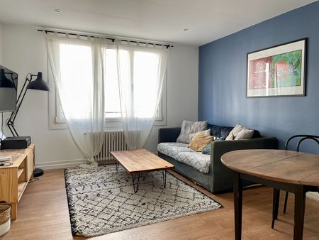 Location Appartement 4 pièces 67m² - Photo 2