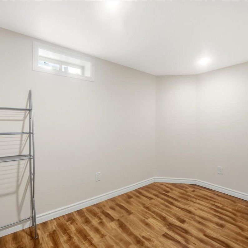 For Lease - 270 Whetham Heights, Milton, Ontario - Photo 1