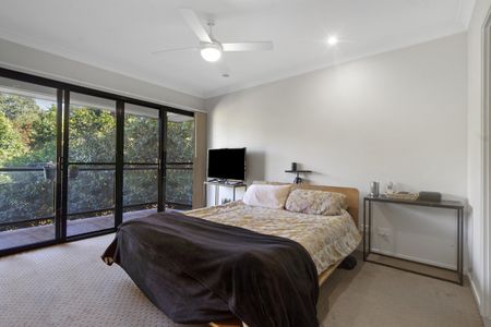Modern Low-Maintenance Townhouse in Oxenford - Photo 5