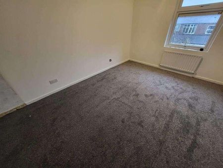 Dumfries Street, Luton, LU1 - Photo 2