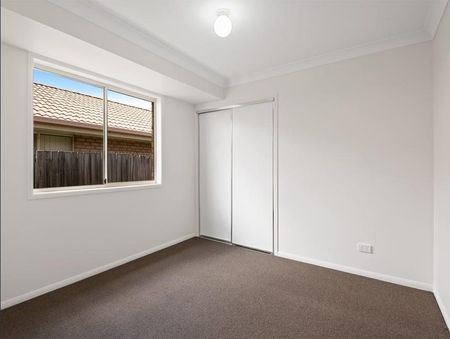 Welcome to 23 Elkhorn Street, Bellbird Park! - Photo 2