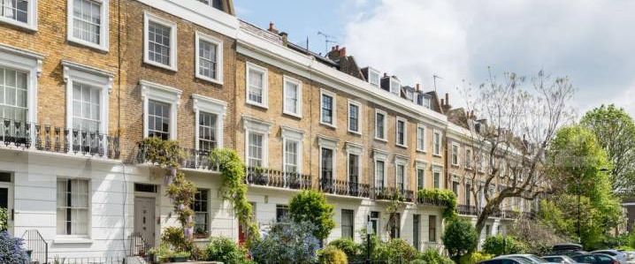 Spacious two double bedroom property in a beautiful period coversion - Photo 1