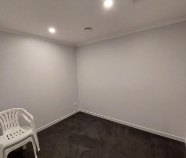 Central Two Bedroom Studio Apartment - Photo 5