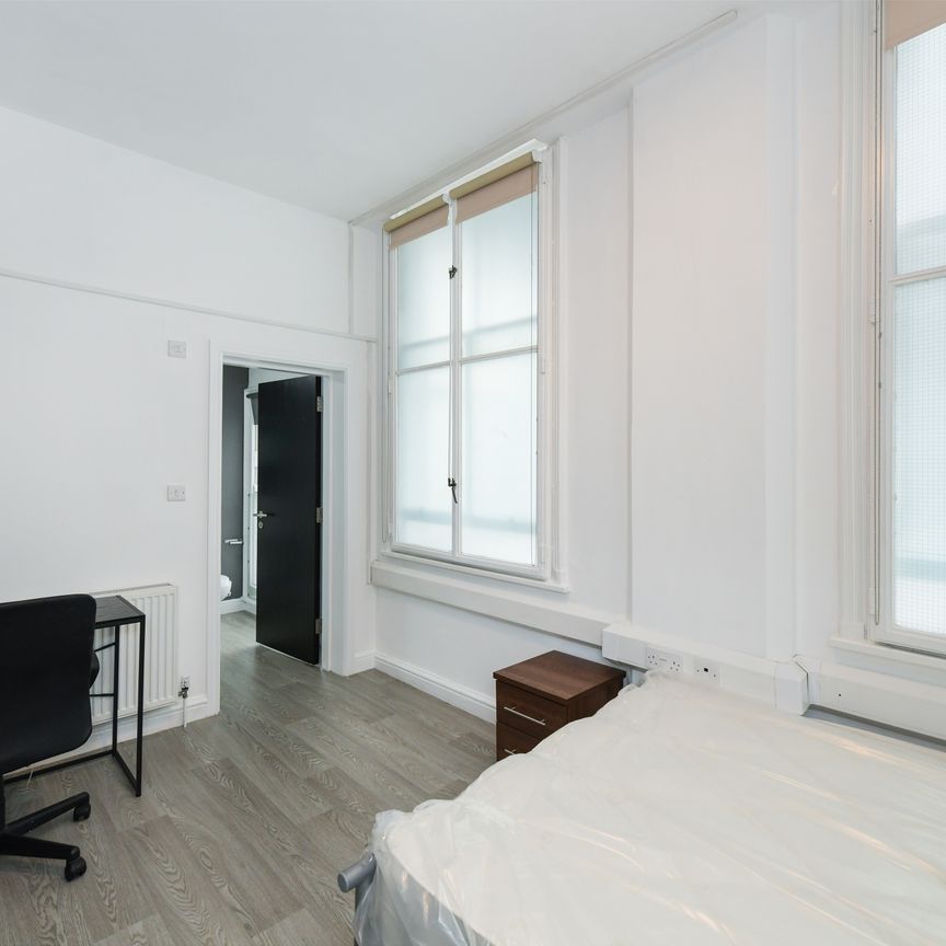 Flat C, Bridlesmith Walk, NG1 2HA - Photo 1