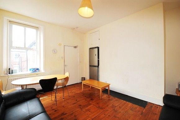 5 Bed - Tavistock Road, Jesmond - Photo 1