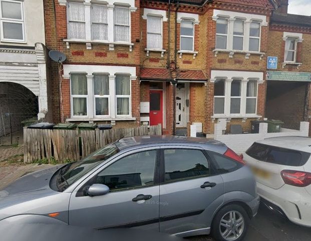 Studio Flat, Sunnyhill Road, SW16 - Photo 1