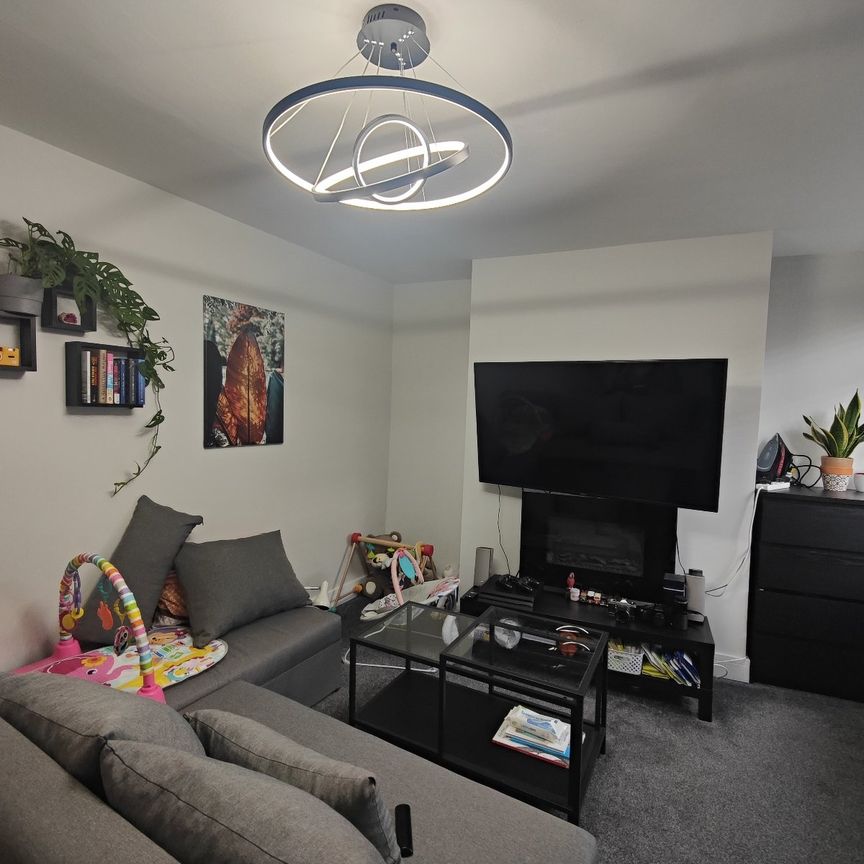 2 bedroom house to rent - Photo 1