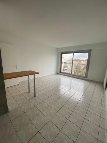 Location Appartement 1 pièce 27m² BOULOGNE BILLANCOURT 92100 - Photo 2